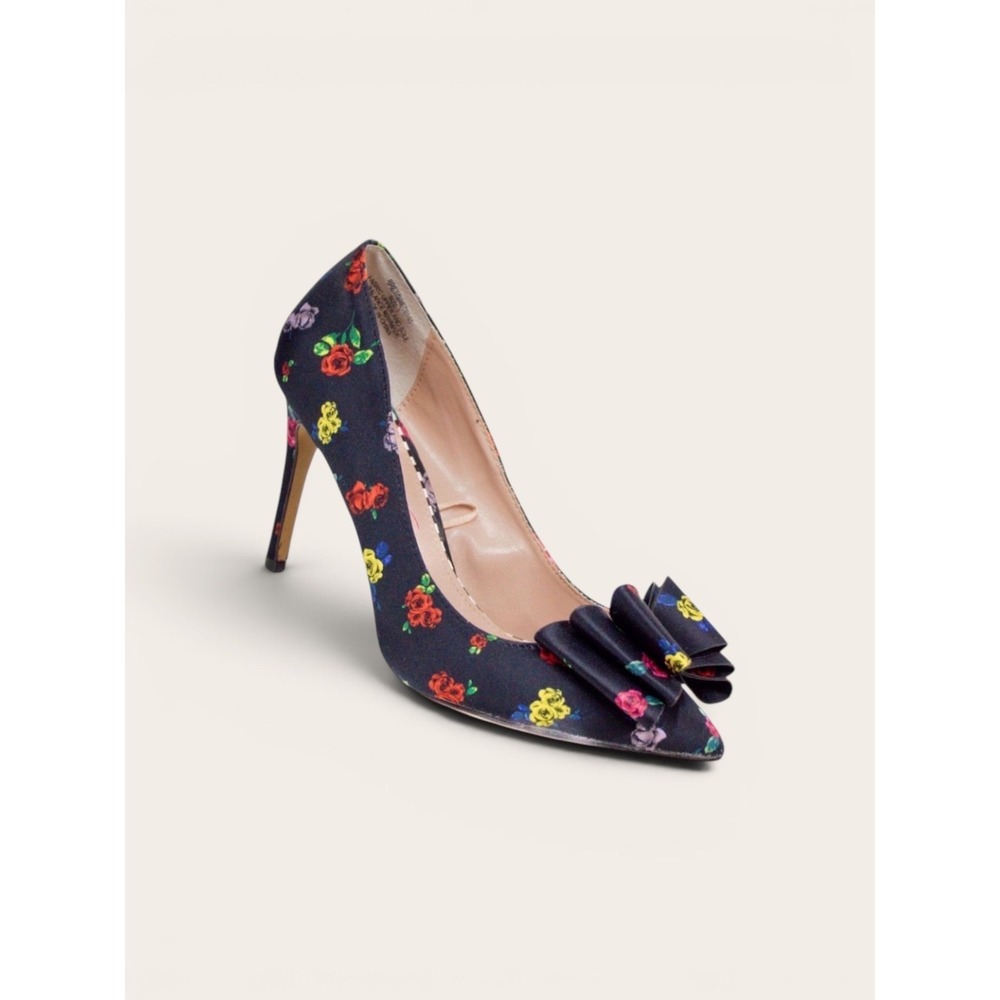 Betsey Johnson Bret Stiletto Heels Floral Bow Pumps Black &‎ Multi Rose Size 7